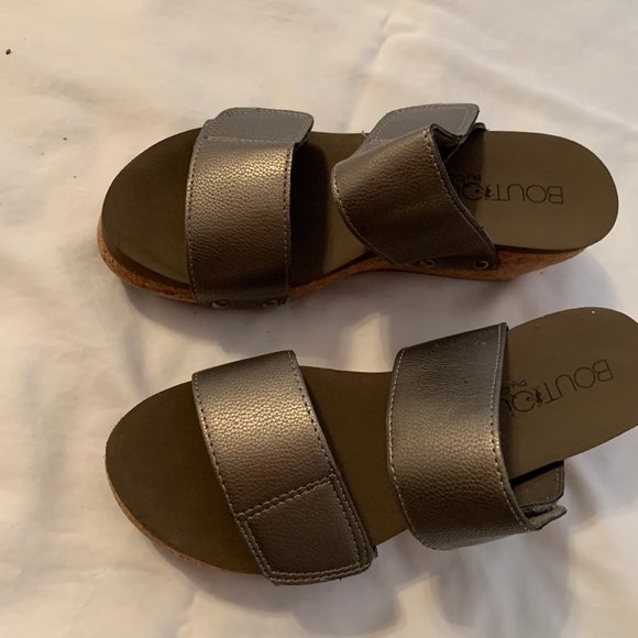 Shaw Platform Wedge Slide - Picture 1 of 2